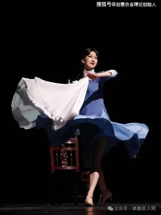 年贝多芬”的中国国标舞音乐传奇全球卓越名人对话｜钱琦：“青(图2)